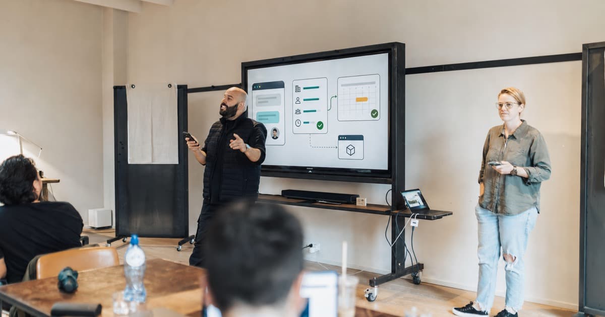 SaaS Lead Generation Chatbot: Book More Demos